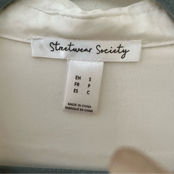 Crop Top Dress Shirt - Picture 3 of 4